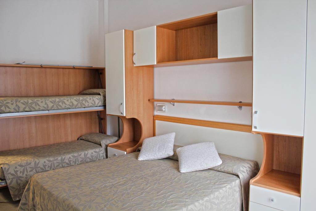 Hotel Trieste チェルヴィア エクステリア 写真
